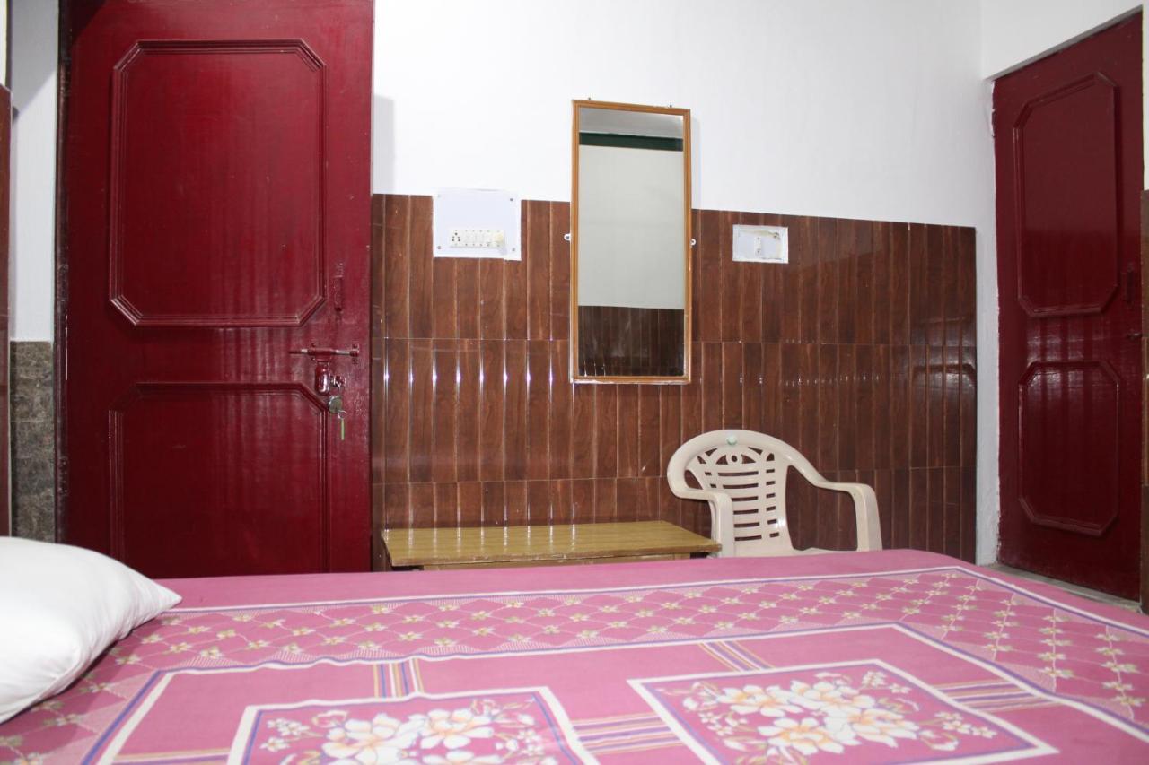 Laxmi Lodge Rishīkesh Exterior foto