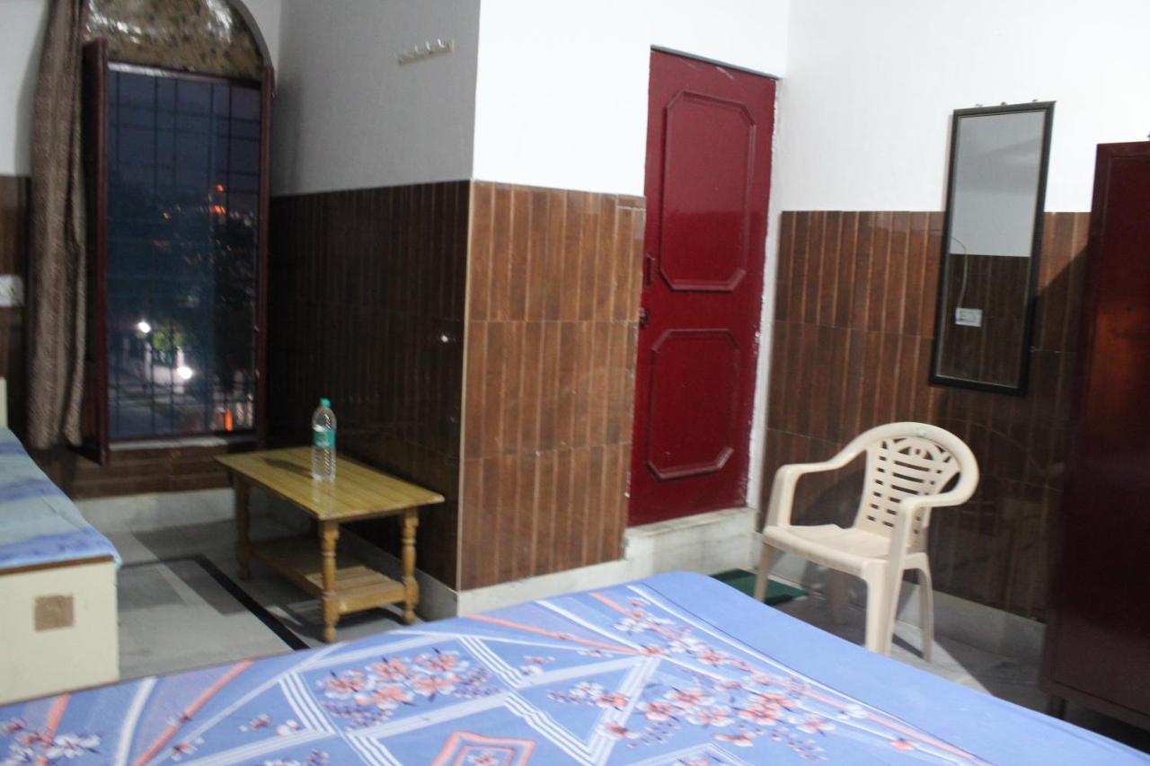 Laxmi Lodge Rishīkesh Exterior foto